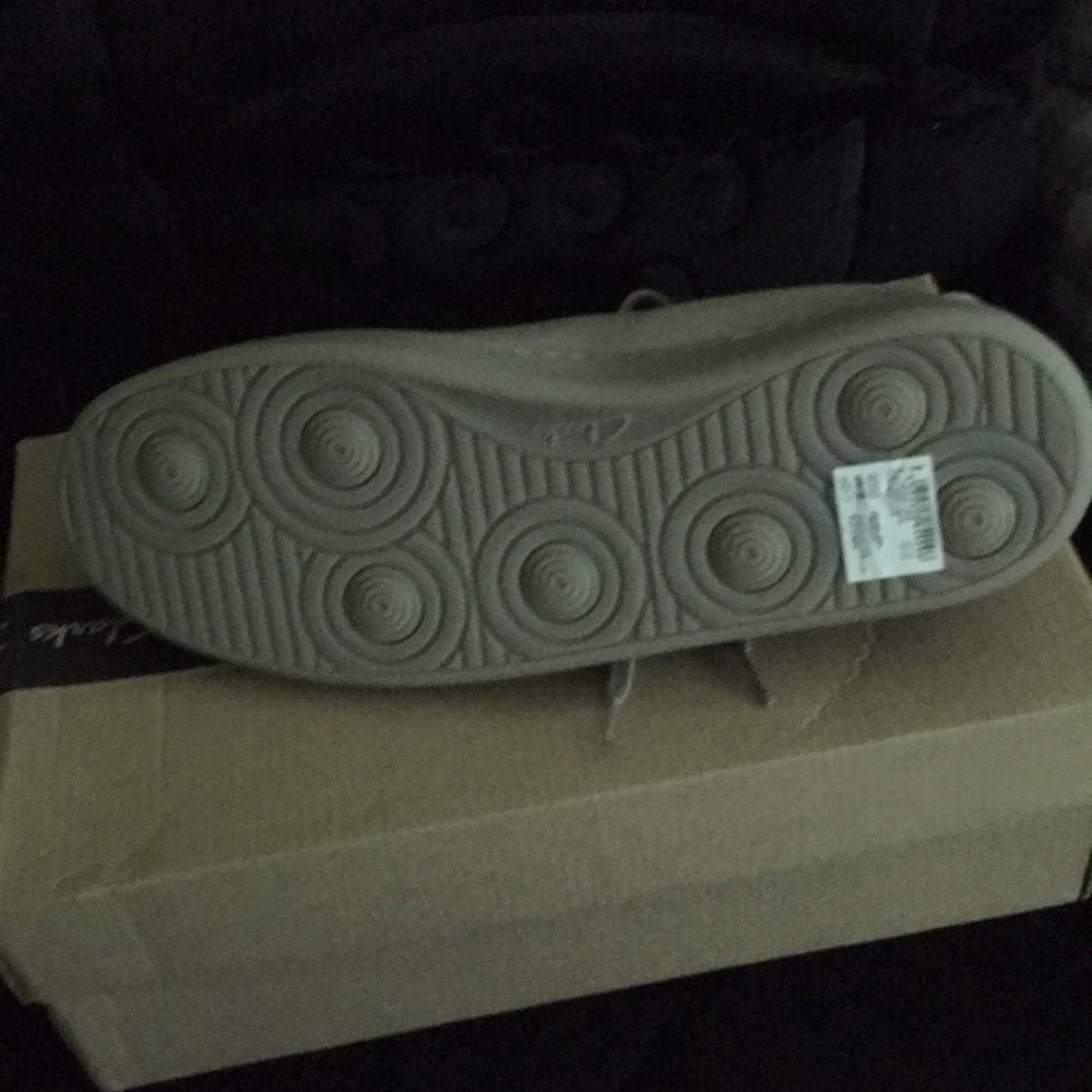 Men’s Shoes - Picture 2 of 2